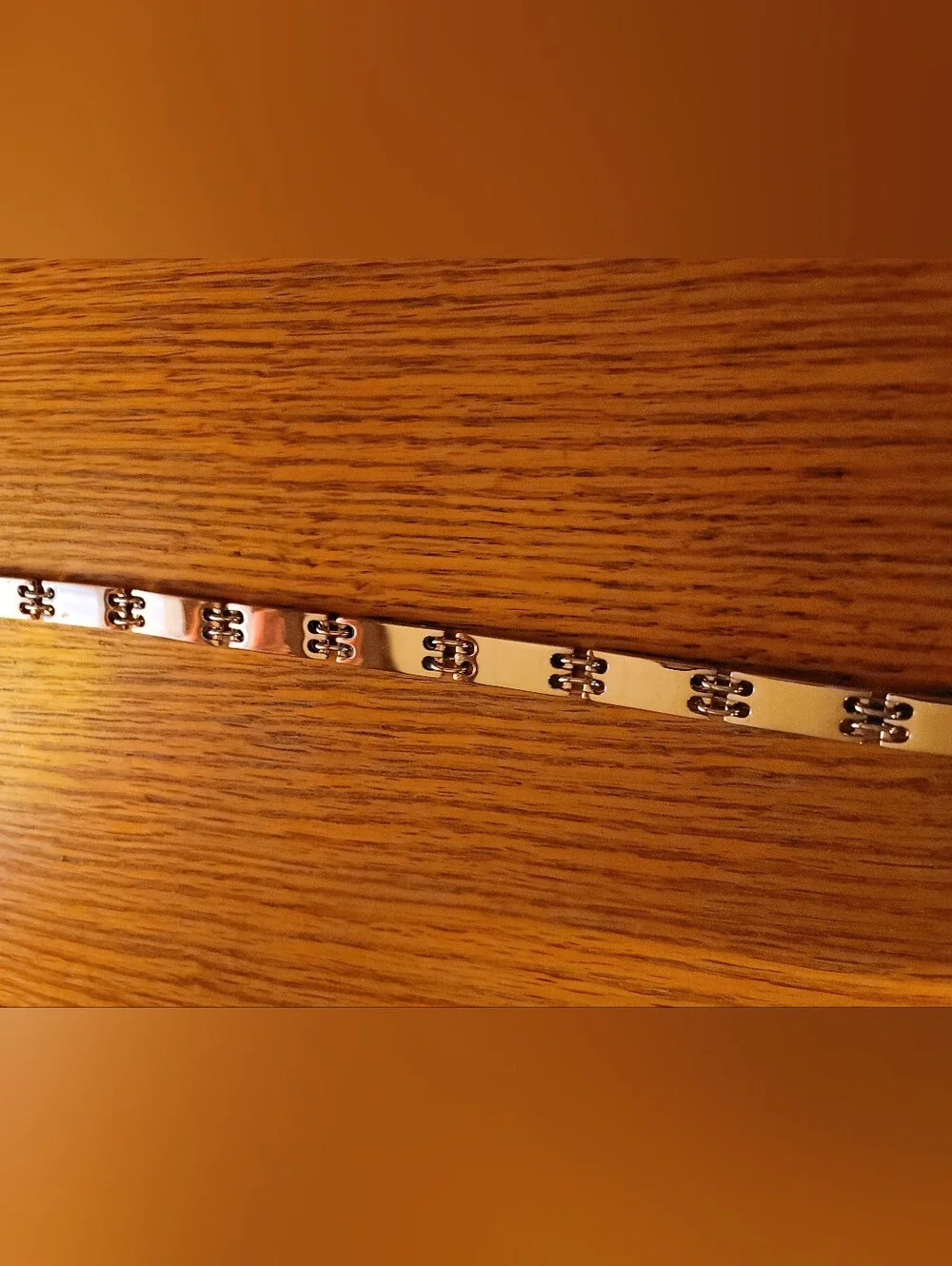 Slim Silver Chain-Link Waist Belt